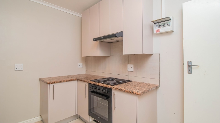 1 Bedroom Property for Sale in Bishopscourt Western Cape